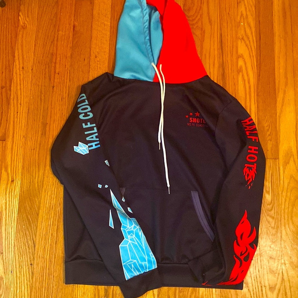 Mens large QUIRK 1/2 Cold 1/2 Hot HOODIE